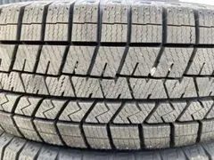 DUNLOP 205/60R16 25年製 冬タイヤ 【南-453 ②】 DUNLOP 205/60R16 25年製 冬タイヤ 【南-453 ②】 - メルカリ