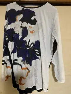 ZARA 花柄 長袖Tシャツ Mサイズ