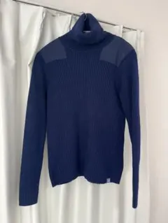 ネイビー ニット