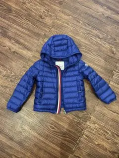MONCLER ネイビー ダウンジャケット フード付き
