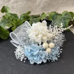 ドライフラワー髪飾り　結婚式成人式卒業式七五三髪飾り　ホワイトライトブルーリボン