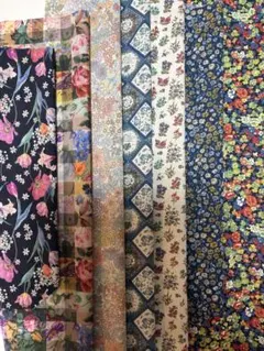 ふーさん様専用‼︎リバティはぎれ７柄セット他