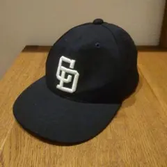 【未着用美品】中日ドラゴンズ帽子キャップ　野球帽　ロゴ刺繍入り　フリー