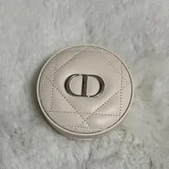 ディオールスキン フォーエヴァー クッション パウダー ラベンダー