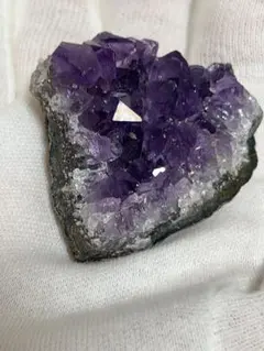 アメジストクラスター　キラキラ結晶