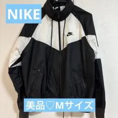 Nike ウィンドブレーカー 黒/白　Mサイズ