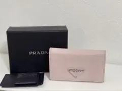 ♩様　　PRADAサフィアーノトライアングルカードケース ピンク