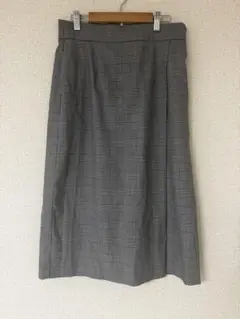 ユニクロ　チェックスカート　グレー