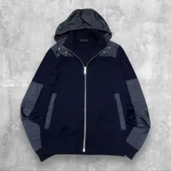 Item thumbnail for item fff3f8f8-7893-418e-be89-990b0a7ac912