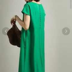 新品 a,v,v ワンピース グリーン Ｌサイズのサムネイル