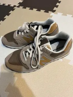 New Balance ブラウン スニーカー373