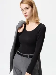 【UNIQLO】極暖ヒートテックリブUネックブラTシャツ　黒　白