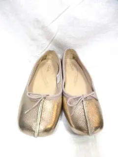 Clarks artisan クラークス　スリッポン　フラットシューズ　試着のみのサムネイル