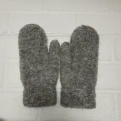 グレーのウールミトン