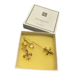 2026年最新】givenchy ブローチの人気アイテム - メルカリ