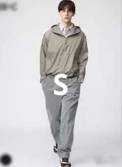 ユニクロC　タックワイドテーパードパンツ グレーSサイズ