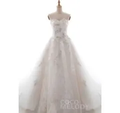 【ココメロデイ】ウェディングドレス(パニエ・アクセサリー全部セット)
