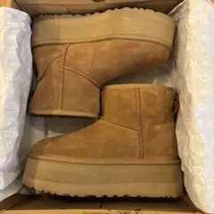 【美品】UGG CLASSIC MINI PLATFORM CHE