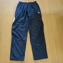 adidas 黒 ナイロンパンツ