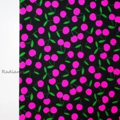 201.ポップチェリー 蛍光ピンク シーチング コットン はぎれ布 生地 黒