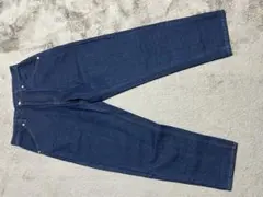 ダークブルーテーパードデニムパンツ