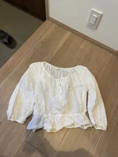 UNIQLO ホワイトブラウス Sサイズ