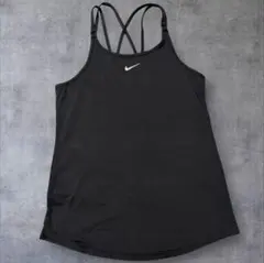 Nike ブラック タンクトップ ストラップバック　キャミソール　S