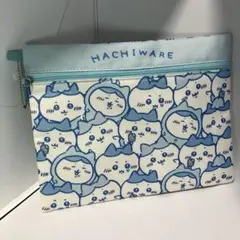 ちいかわ ポーチ ぎゅぎゅっとハチワレ (3連ポーチの内のいちばん大きいの)