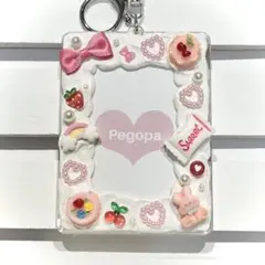 Item thumbnail for item 228c7d8f-4b86-4b29-80dc-f0152a0e34d0