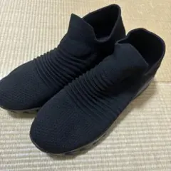 ブラック ニットスニーカー エアクッション