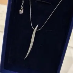 スワロフスキー　ネックレス　Aline ペンダント　5020058