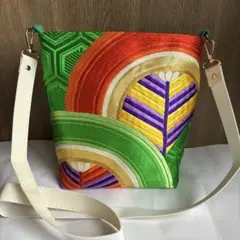 帯リメイクバッグ　カラフル刺繍ポシェット