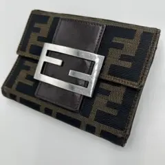Fendi FFロゴ三つ折り財布 ズッカ柄 マンマバケット - メルカリ