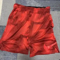 NIKE XL レッド ストライプ ショートパンツ