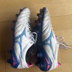 ミズノモレリアネオ4 限定カラー