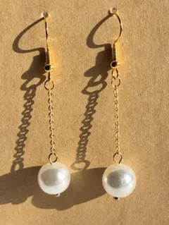 今日は決めるぞって日につけたい✨️パール ピアス 揺れる ゴールド上品フォーマル