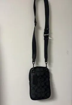 COACH シグネチャー ショルダーバッグ ブラックのサムネイル