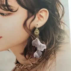 【ハンドメイド】 イヤリング 桜 花びら 薄いピンク 軽量