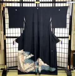 【未使用】本加賀友禅 黒留袖　白坂幸蔵　落款あり　五つ紋　重ね衿付　茶屋辻文様のサムネイル