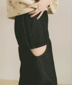 VANNIE U サイドカットアウトデニム　レイヤードパンツのサムネイル