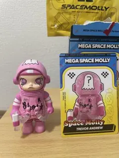 MEGASPACEMOLLY100%Series4 TREVOR ANDREW