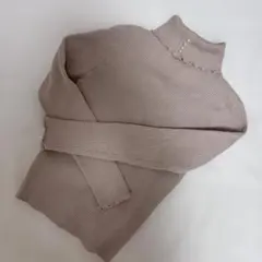 MISCH MASCH パール付きリブタートルニット