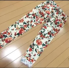 新品　鮮やか花柄　レギンス　パンツ　スリムパンツ　S レギパン