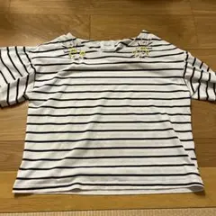 ボーダー　花柄刺繍　Tシャツ