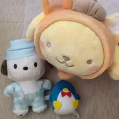 サンリオぬいぐるみ（ポムポムプリン、ポチャッコ、タキシードサム）