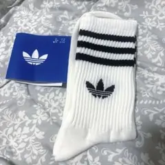 【新品】アディダス クルーソックス【M】25-27cm 靴下 ホワイト 1足