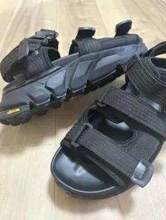 【サイズ40】ZARA Vibram ハイキングサンダルのサムネイル