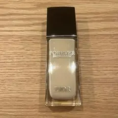Dior Forever Skin Glow リキッドファンデーション