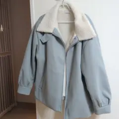 cussil ボア襟付きライトブルージャケット