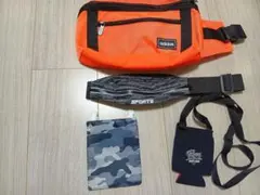 adidas ボディバッグ オレンジ　他3点